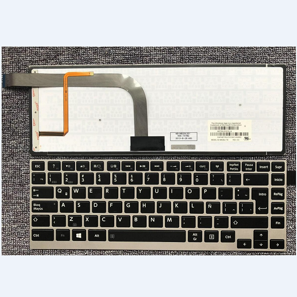 Keyboard Toshiba Satellite W30 W30T W30T-A W35 Latin black with silver frame with backlit
